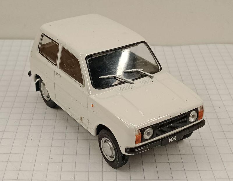 Модель автомобиля Де Агостини 1/43 ИЖ-14 (031532)