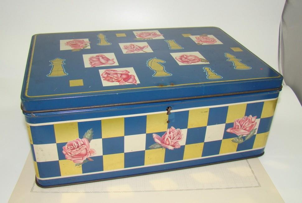 Коробка жестяная винтажная (A625)