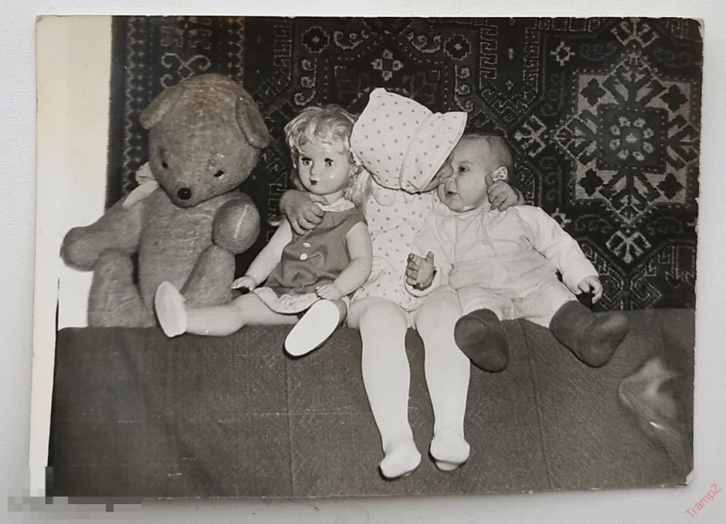Фотография дети девочка, игрушки кукла мишка медведь #135