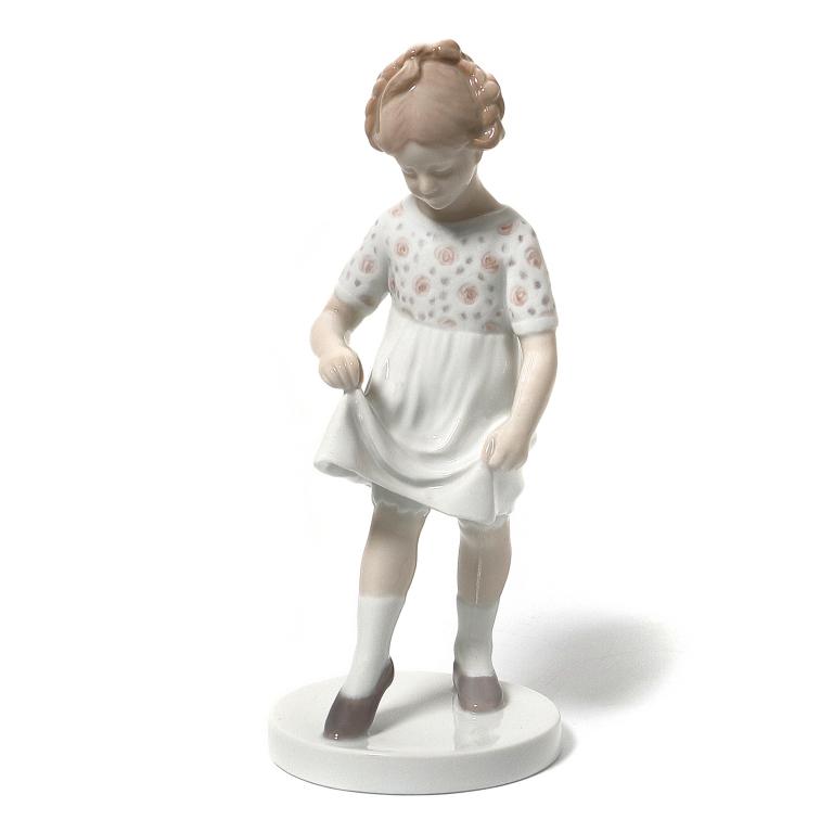 Фарфоровая фигура Танцующая девочка. Bing & Grondahl.