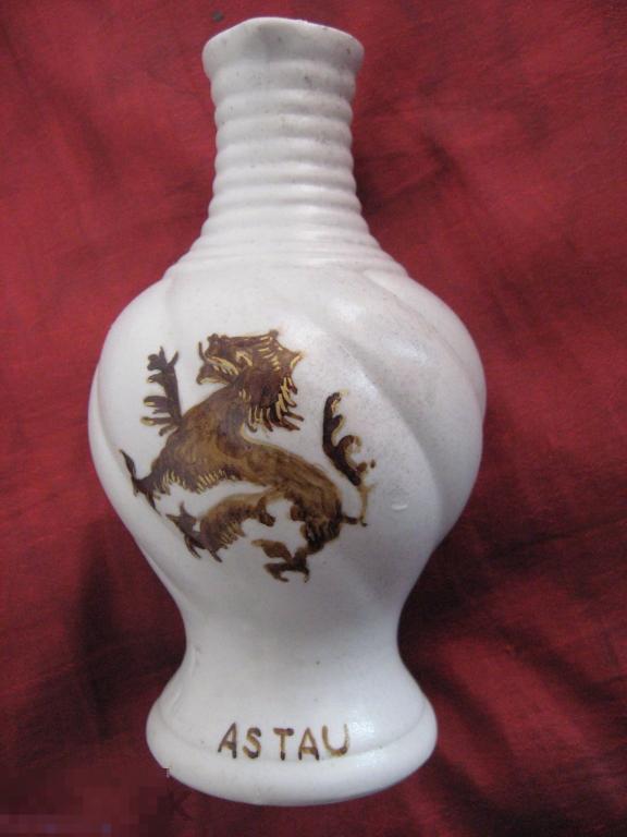 вазочка кувшинчик старинный ручная работа лев