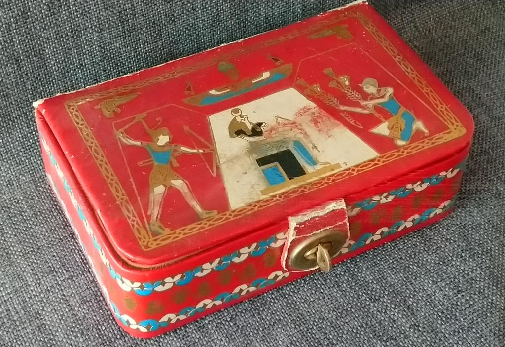 Шкатулка винтажная египетские мотивы 1960-е годы