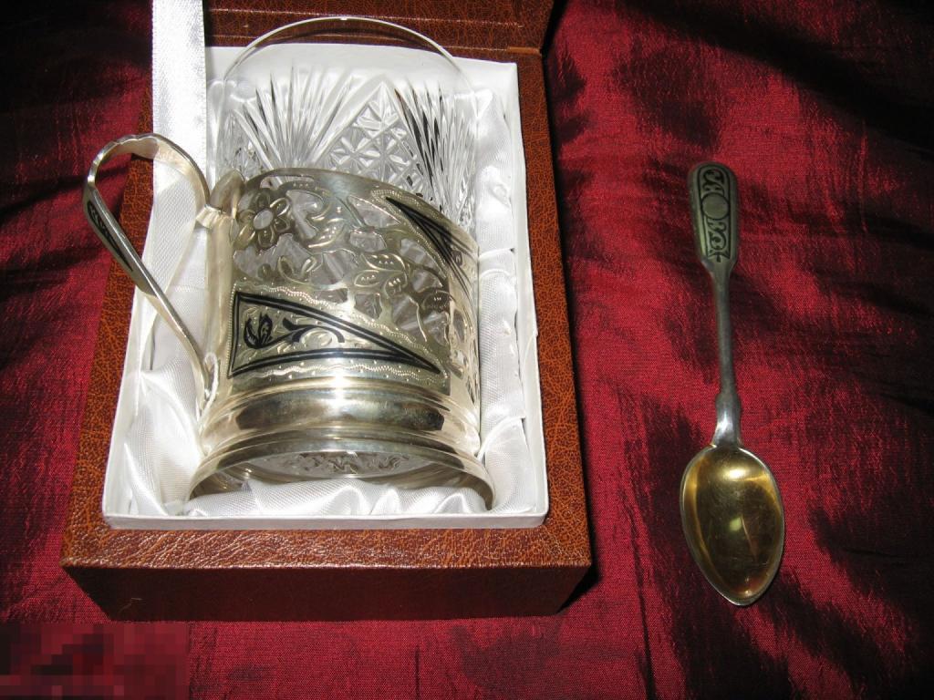 подарочный набор серебро подстаканник с ложкой СНИЖЕНИЕ ЦЕНЫ