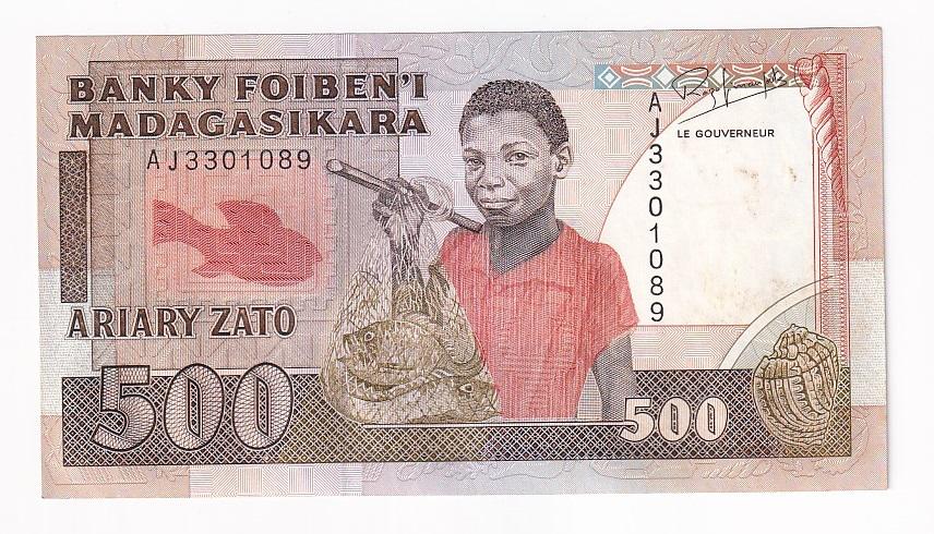 Мадагаскар Банкнота 500 франков 1988 - 1993 год AUNC (8294)