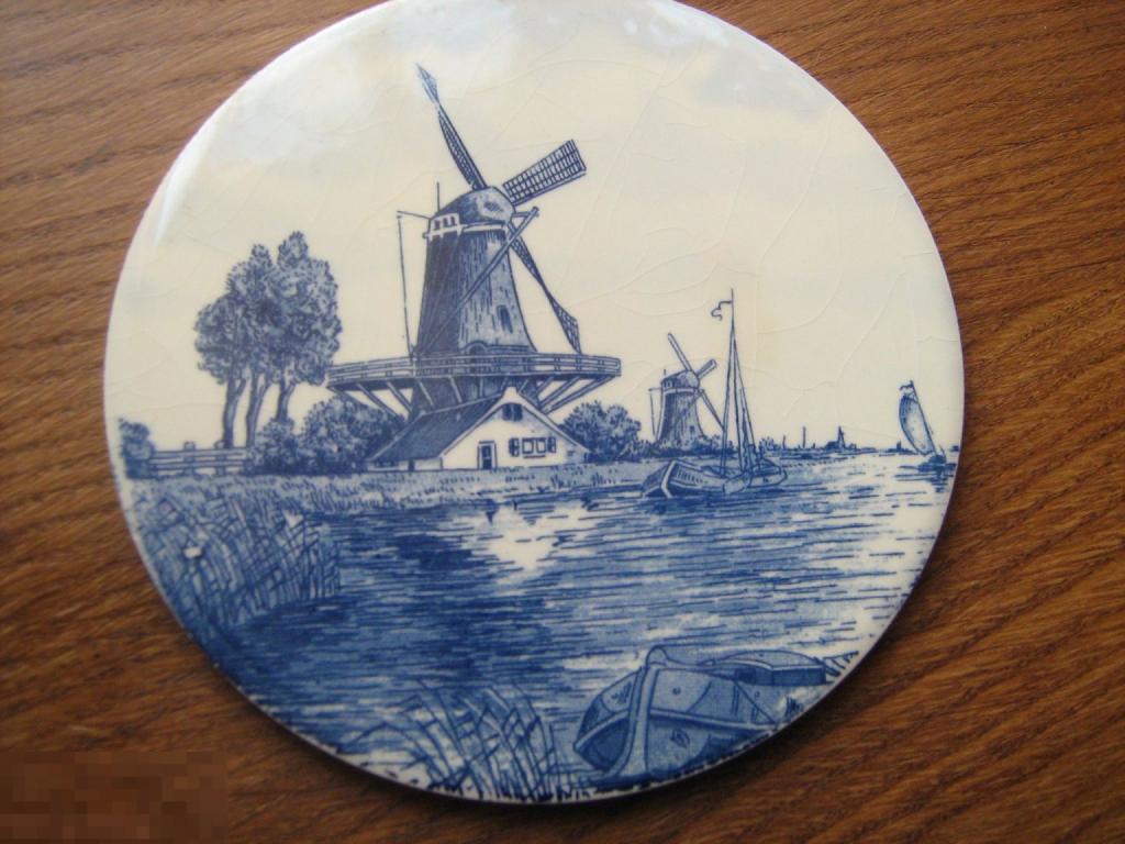 антикварное панно в форме тарелки Delft
