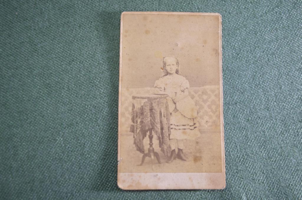 Фотография визитка. Девушка. Мода. Царская Россия. 1871 год.