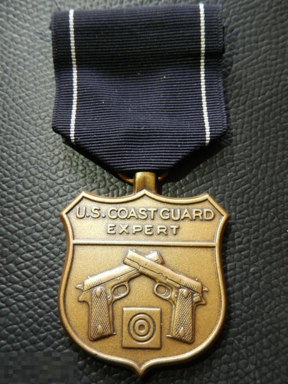 США. МЕДАЛЬ БЕРЕГОВОЙ ОХРАНЫ США «ЭКСПЕРТ ПО СТРЕЛЬБЕ ИЗ ПИСТОЛЕТА»