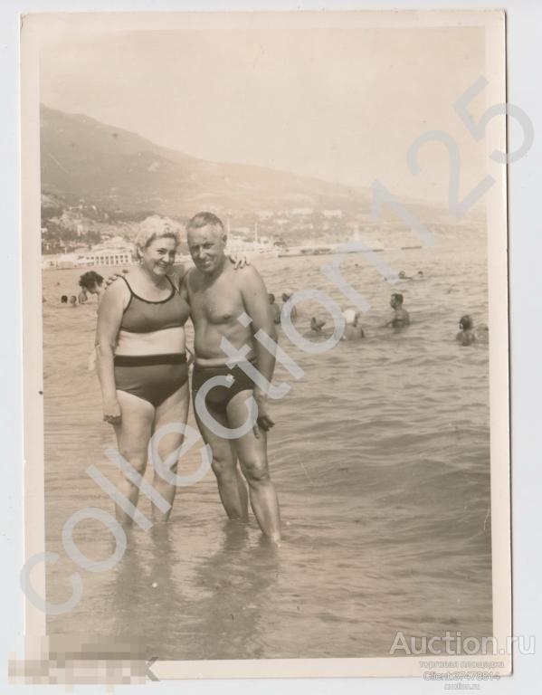 Крым Ялта море пляж купальники 1966г. 18х13.