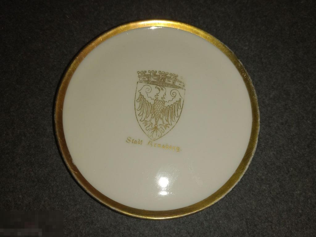 антикварная тарелочка ГЕРБ  ручная роспись Арнсберг Arnsberg