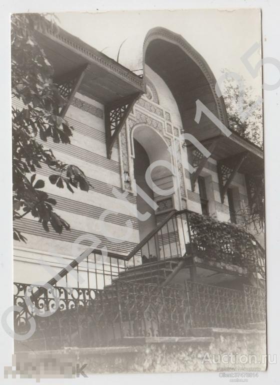 Ялта Крым. Улица Карла Маркса 12. Фото Новый Мир.