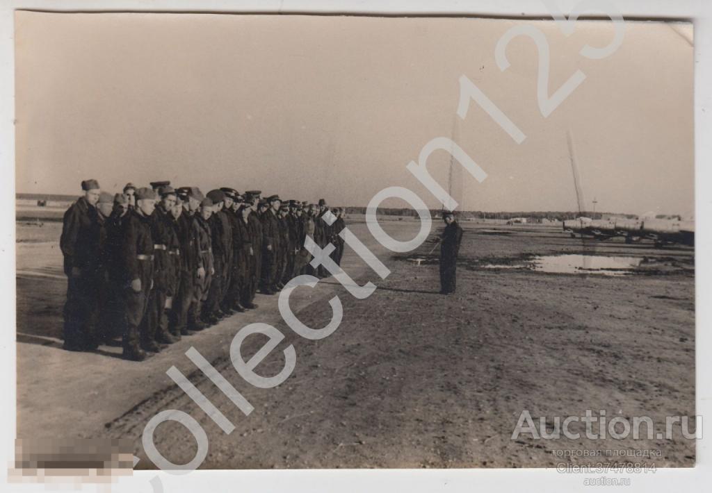 Авиация самолеты летчики. Армавирское летное училище Армавир. 18х12.