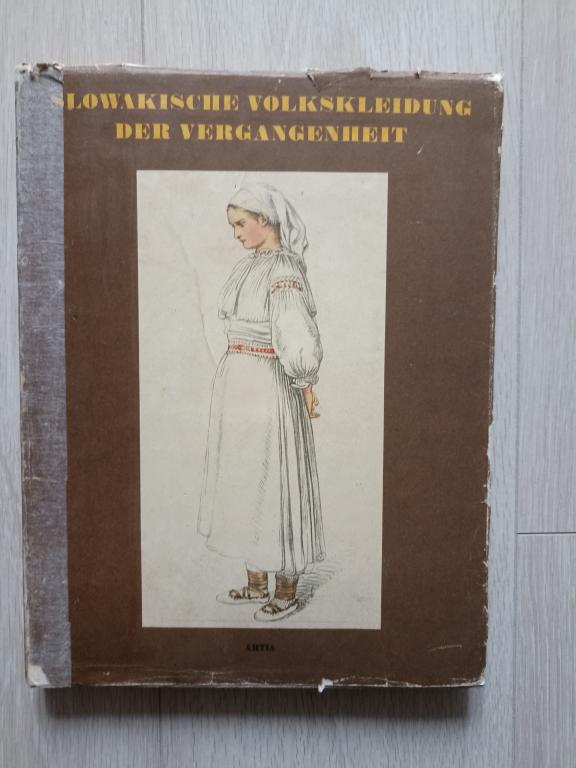 Markov Josef (Марков Й.) Slowakische volkskleidung der vergangenheit.(Словацкая народная одежда про