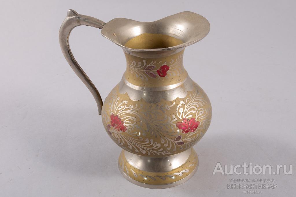 Металлический кувшин с гравировкой ручной работы ЗН237