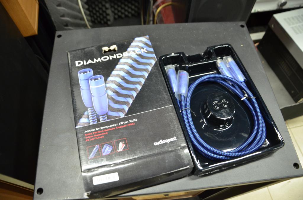 Межблочный кабель AudioQuest Diamondback XLR 1m
