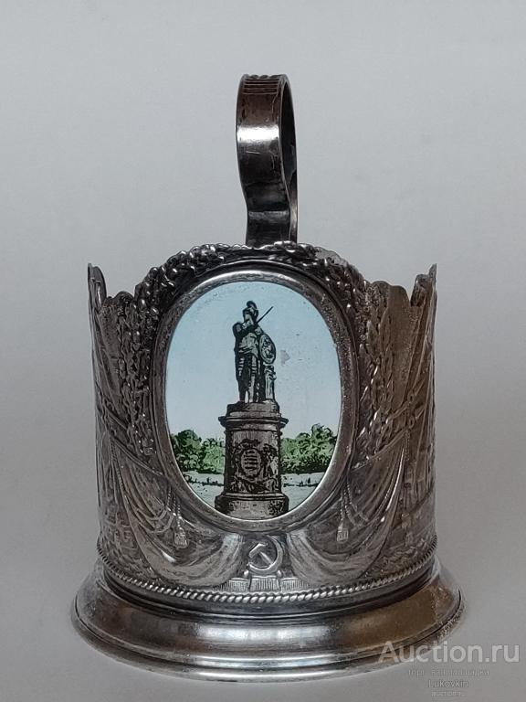 Подстаканник. "Памятник А.В. Суворову". Ленэмальер. Эмаль..