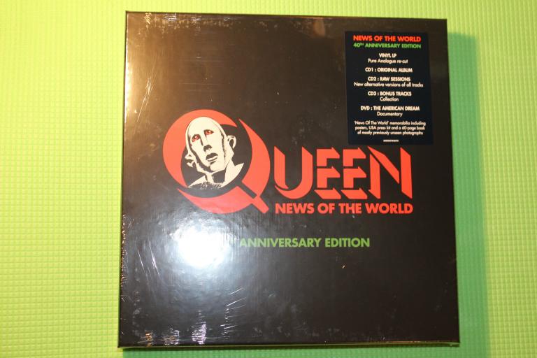Queen / News Of The World 77 / Germany LP + 3CD + DVD BOX