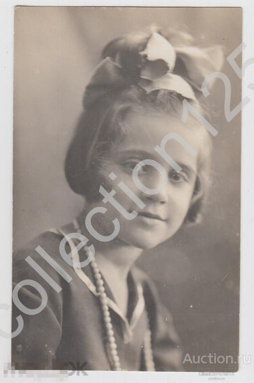 Дети девочка бант бусы 1931г.