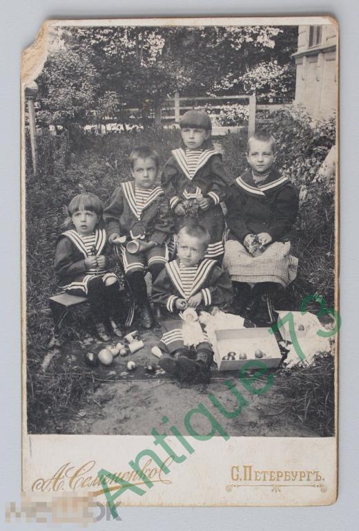 Кабинет Портрет Дети Игрушки Фотография Ателье А. Семененко Санкт-Петербург 1900-е
