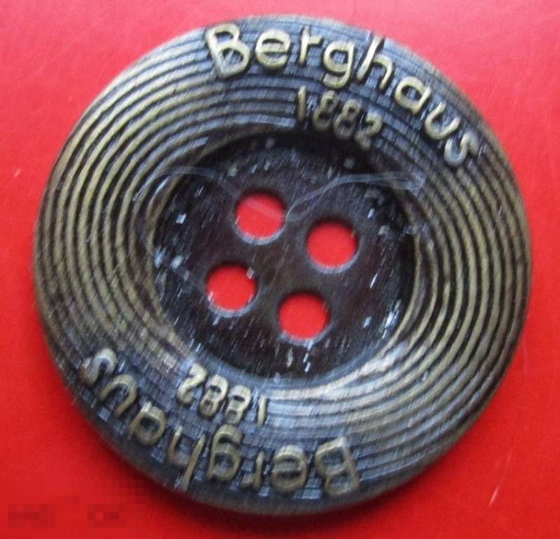 Пуговица Berghaus 1882, латунь, 25 мм