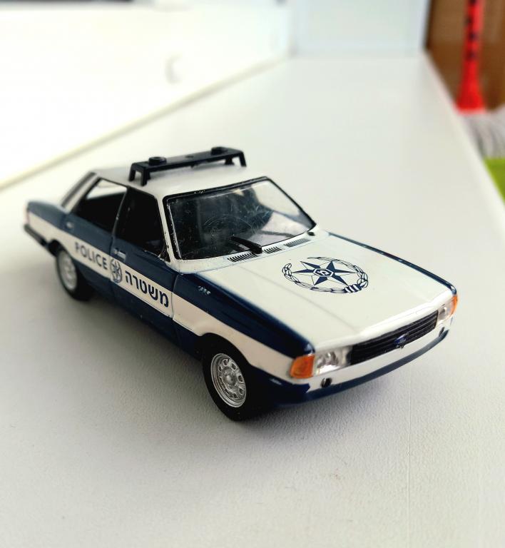 Форд Кортина (полиция)- 1/43