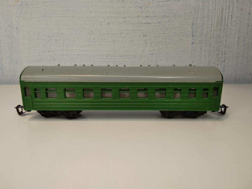 12мм (TT) 4-х осный пассажирский вагон start