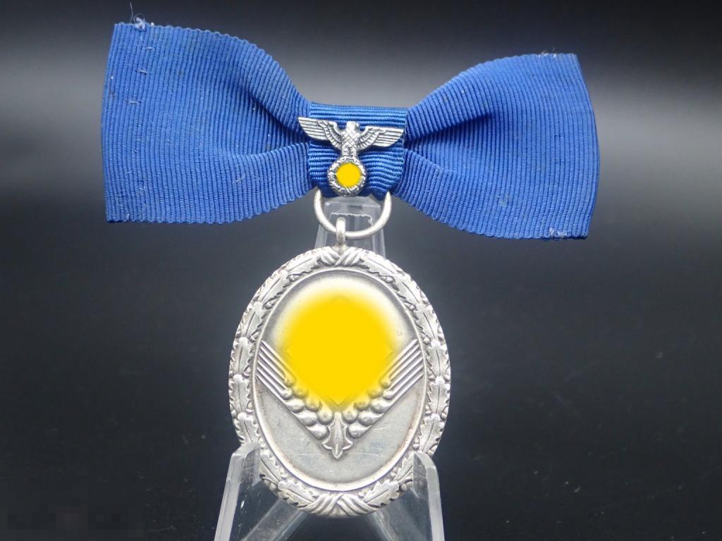 Медаль Выслуга РАД женская 18 лет. Трети Рейх. RAD