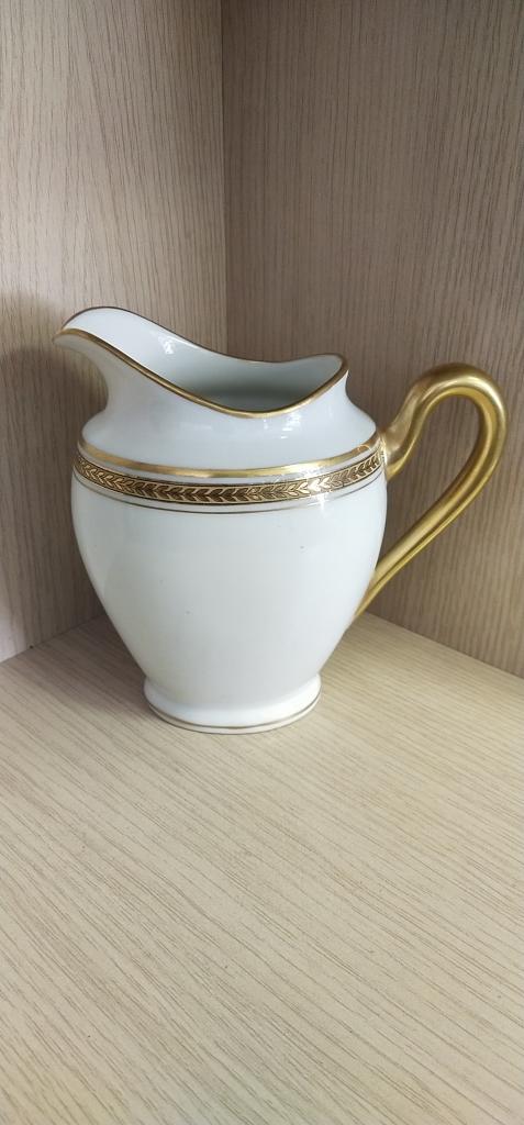 Сливочник . Молочник. Франция. Лимож . Фарфор.