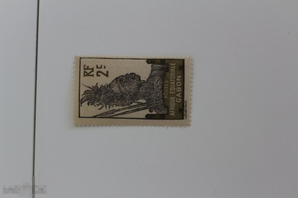 Габон серия 1910 г. чистая 2 С