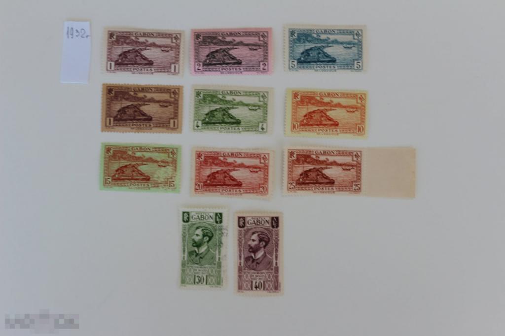 Габон серия 1932 г. Ландшафты. Персоналии. Деревня. Река. 11 марок