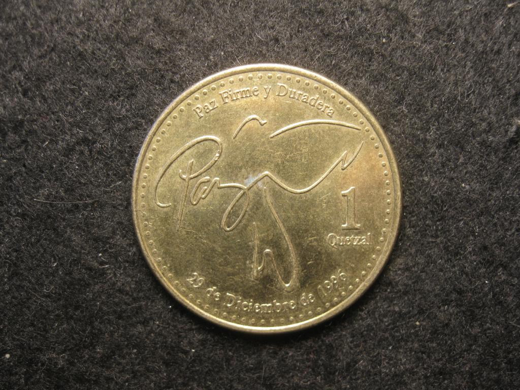 Гватемала 1 кетсаль, 2021 AU, блеск, редкая монета, герб, флора (11.25)