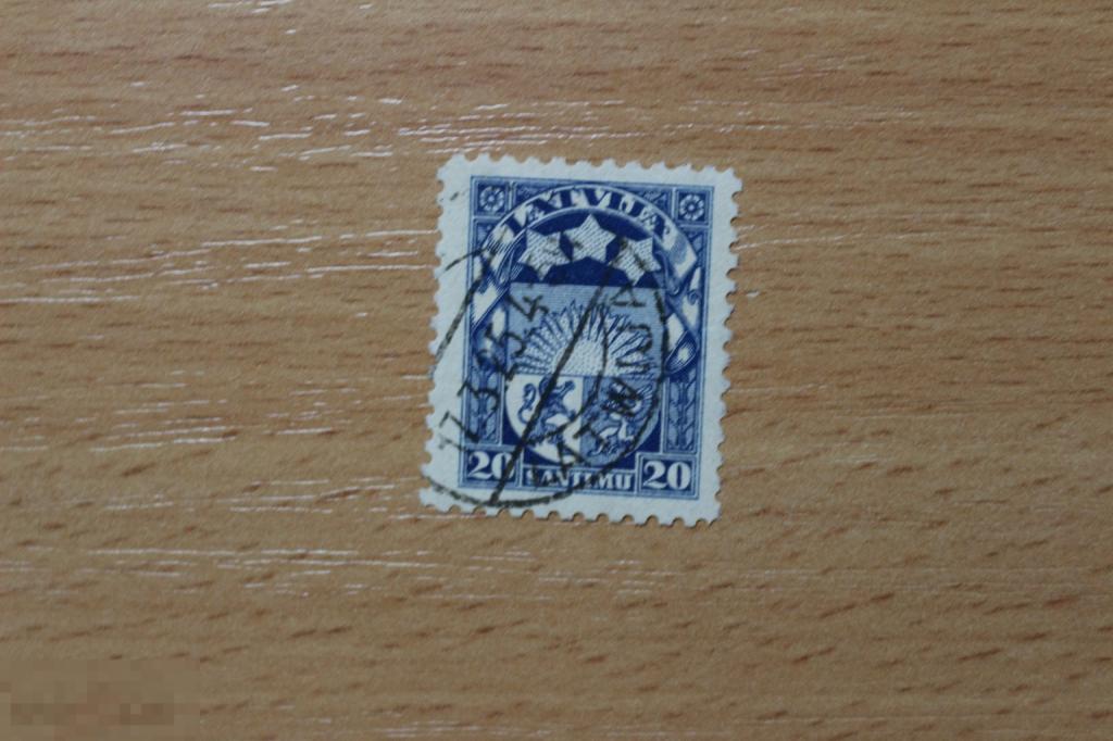 Латвия восходящее солнце гашеная 1926 г. гербы