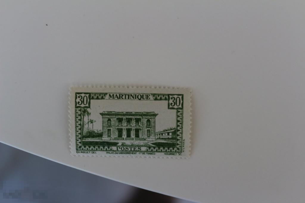 Мартиника серия 1942-44 чистая, сюжеты, без RF