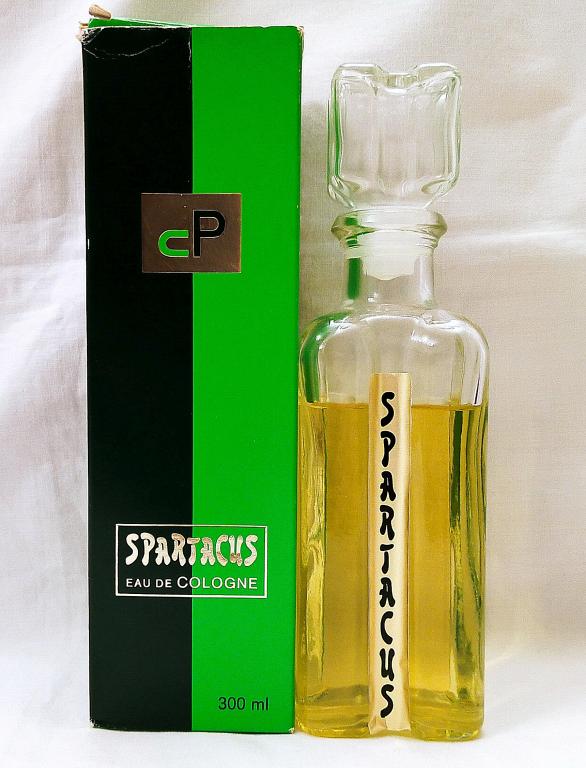 Одеколон  Parfico   SPARTACUS    СПАРТАКУС    300 ml    времён   СССР      ВИНТАЖ   (Д 65)