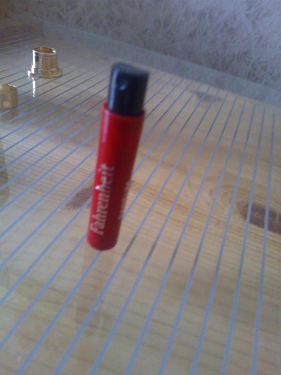 Пробник от духов Fahrenheit Dior (пустой)