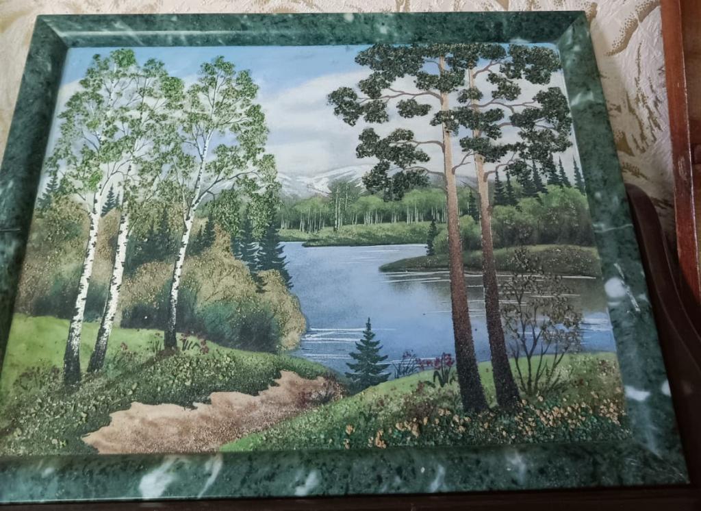 панно Лесной пейзаж, мрамор, уральские самоцветы, раритет