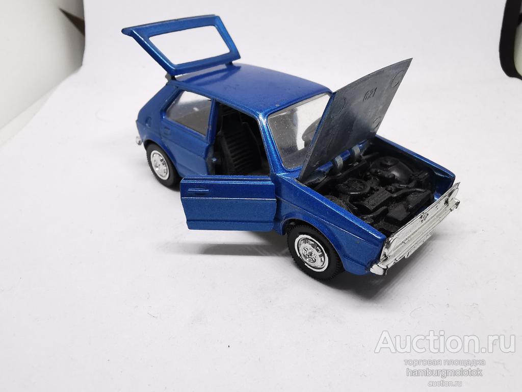 796 schuco 1:43 vw golf  1 I 1621 1:43