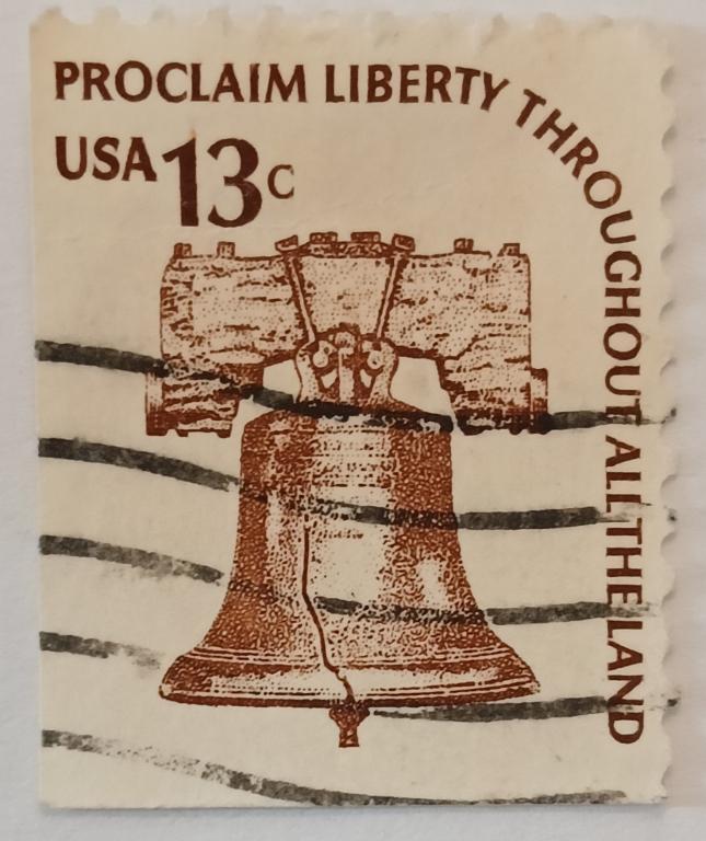 Марки_США, 13 центов 1975 год, Колокол Свободы, Гашёная;