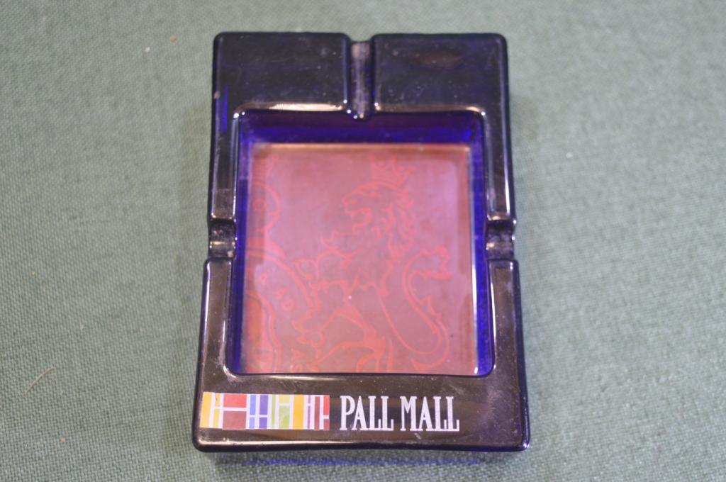 Пепельница стеклянная "Сигареты Pall Mall". Цветное стекло.