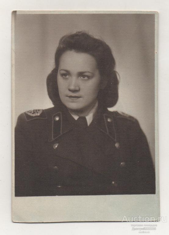 1950 г. Контр-погоны. Горный институт. Девушка. Ленинград.