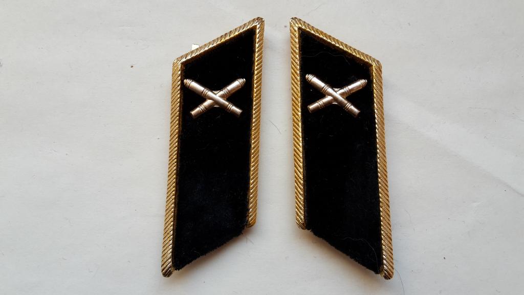 ПЕТЛИЦЫ ЭМБЛЕМЫ АРТИЛЛЕРИЯ СА СССР не ношенные