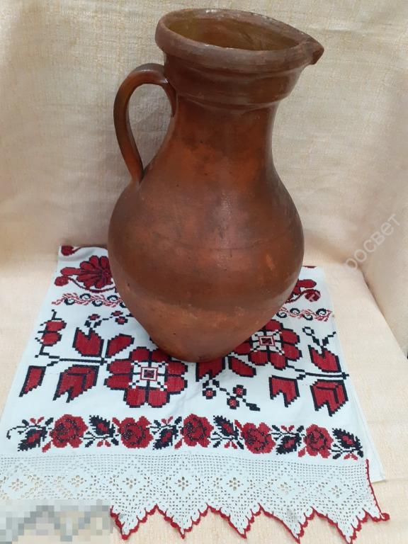 Большой старинный кувшин. Глина.  (11356)