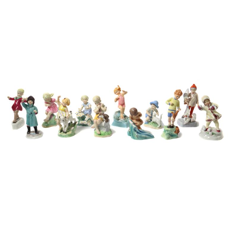 Коллекция фарфоровых фигур "12 месяцев ". Royal Worcester