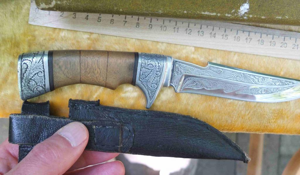 нож с растительными узорами, ручная  работа