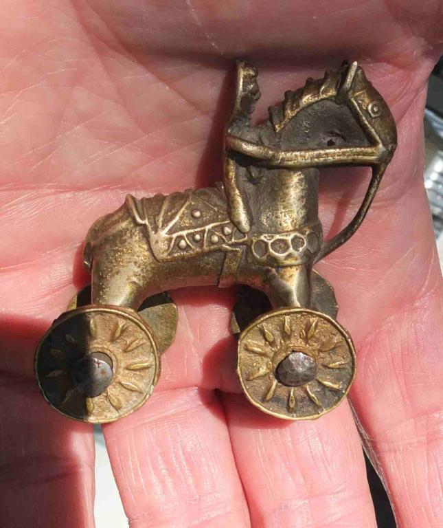 бронзовая игрушка Всадник на лошадке, старинная, коллекционная