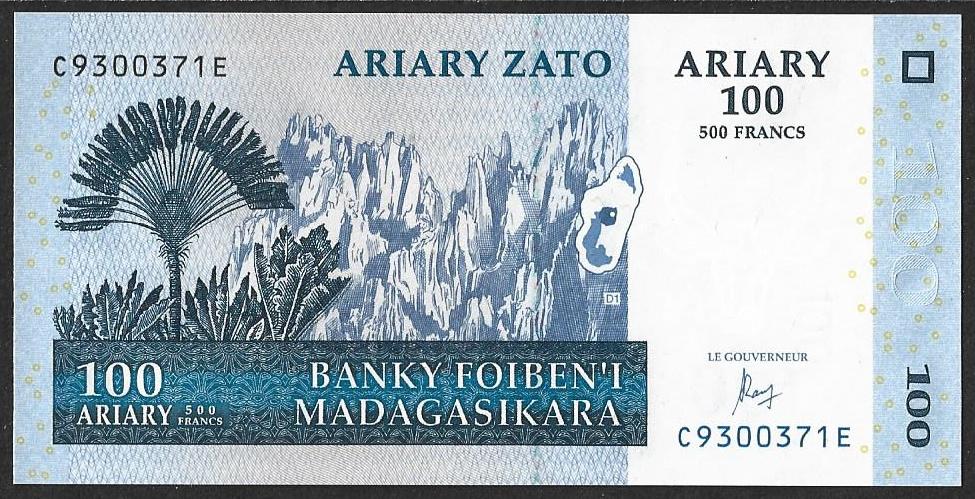 Мадагаскар. 100 ариари. 2004г. UNC. ПРЕСС. В1-3653