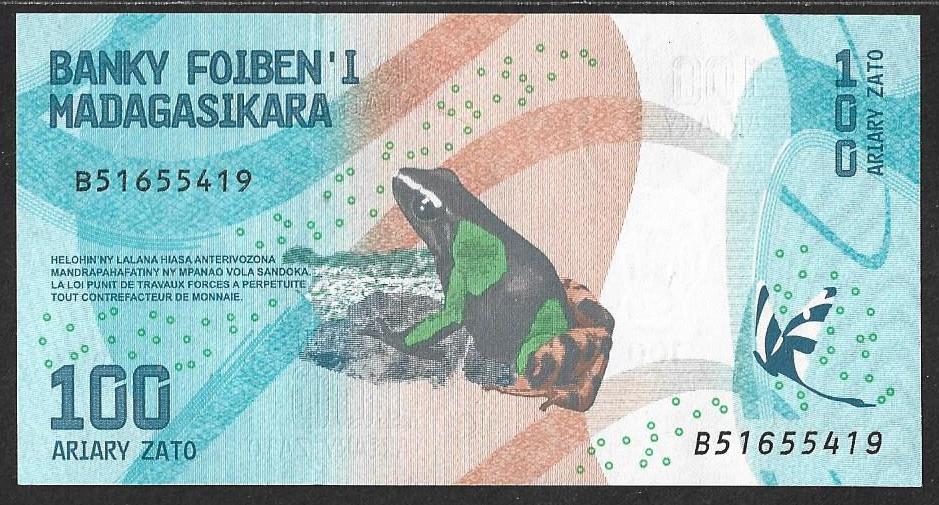 Мадагаскар. 100 ариари. 2017г. UNC. ПРЕСС. В1-3654