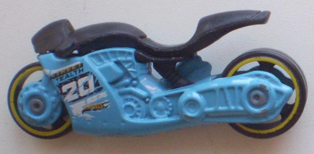 Малайзия. Гоночный мотоцикл Street stealth 20 Hot wheels. Mattel, 2014 г.
