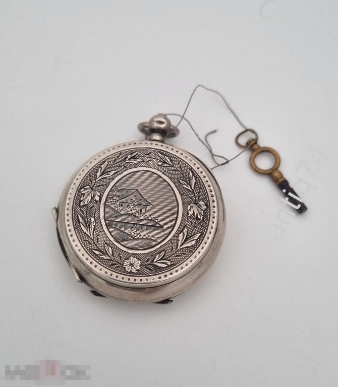 Часы красивые, карманные. Серебро, 84 пр. Ключёвка. На ходу.  (В21487)