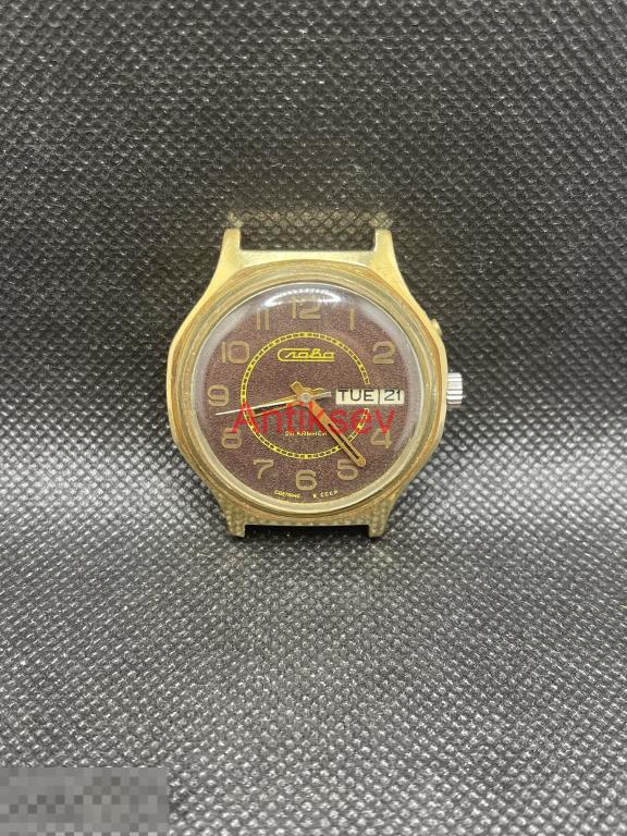 Часы мужские наручные Слава 26 камней состояние рабочие