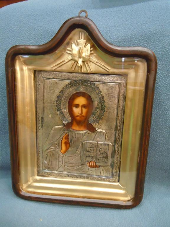 Икона "Господь Вседержитель" в серебряном окладе и в киоте клеймо 1908-1917гг
